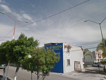 Cto. Panamá, Privada Panama, 36360 San Francisco del Rincón, Gto., México-Casa en Remate-(65% Debajo De Su Valor Comercial, Solo Recursos Propios-SK10