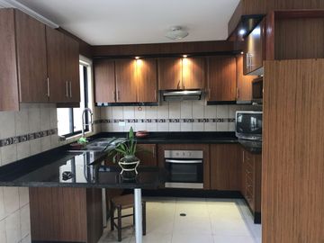 HERMOSA Y COMODA CASA DE TRES HABITACIONES