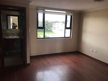 HERMOSA Y COMODA CASA DE TRES HABITACIONES