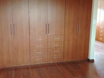 HERMOSA Y COMODA CASA DE TRES HABITACIONES