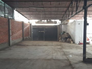 Terreno en venta de ocasion 262.20m2 av. Argentina lima cercado