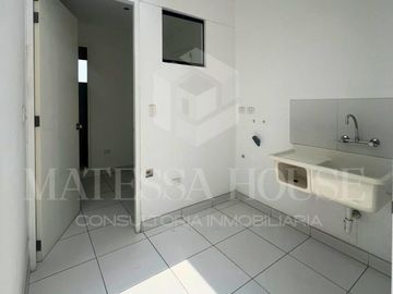 Se vende duplex en Av. Bielovucic Cavalier, N° 300 departamento 501, Chacarilla del Estanque, San Borja