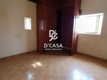 CASA CON LOCAL EN VENTA, SALIDA A SALVATIERRA