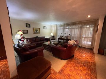 Casa en Venta en Tlalpan Centro, 320 m², Insurgentes Sur, Zona de Hospitales
