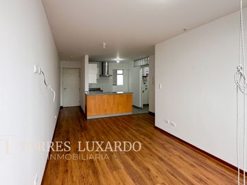 ALQUILER DE LINDO DEPARTAMENTO+ESTACIONAMIENTO FRENTE A MALL EN SANTA CATALINA