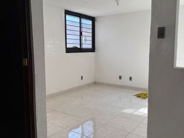 CASA EN VENTA MARIANO ESCOBEDO PTE