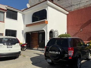 CASA EN VENTA MARIANO ESCOBEDO PTE