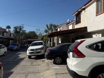 CASA EN VENTA MARIANO ESCOBEDO PTE
