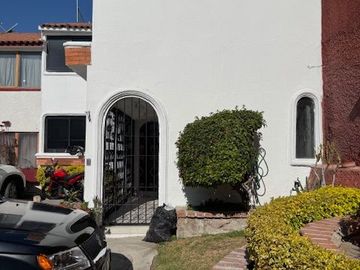 CASA EN VENTA MARIANO ESCOBEDO PTE