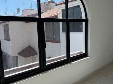 CASA EN VENTA MARIANO ESCOBEDO PTE