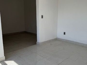 CASA EN VENTA MARIANO ESCOBEDO PTE