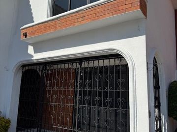 CASA EN VENTA MARIANO ESCOBEDO PTE