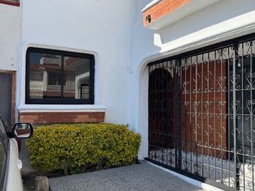CASA EN VENTA MARIANO ESCOBEDO PTE