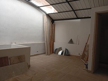 VENDO CASA DOS PISOS MAS TERRAZA VILLA MAGNA CALI