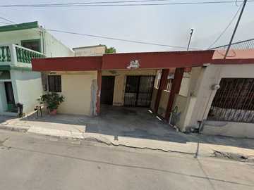 HERMOSA CASA EN REMATE, VILLA MITRAS, MONTERREY NUEVO LEÓN