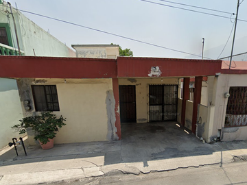 HERMOSA CASA EN REMATE, VILLA MITRAS, MONTERREY NUEVO LEÓN