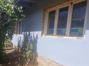 VENDE CASA A DOS CUADRAS DEL CENTRO DE PICHILEMU