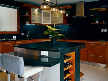 VENTA CASA SECTOR NAYON