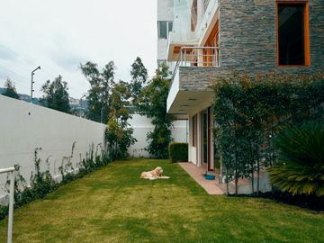 VENTA CASA SECTOR NAYON
