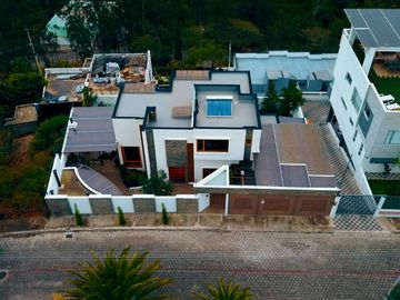 VENTA CASA SECTOR NAYON