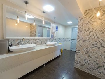 CASA COMERCIAL DE ALTA RENTABILIDAD EN VENTA UBICADA EN TURI