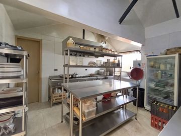 CASA COMERCIAL DE ALTA RENTABILIDAD EN VENTA UBICADA EN TURI