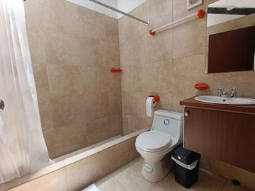 CASA COMERCIAL DE ALTA RENTABILIDAD EN VENTA UBICADA EN TURI
