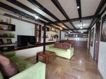 CASA COMERCIAL DE ALTA RENTABILIDAD EN VENTA UBICADA EN TURI