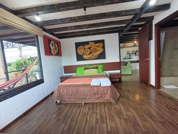 CASA COMERCIAL DE ALTA RENTABILIDAD EN VENTA UBICADA EN TURI