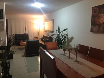 Bonita casa en Viveros del Valle, Zapopan