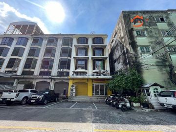 ขายอาคารพาณิชย์ เหมาะทำสำนักงาน ซอยสุขุมวิท 62/1 (ซอยอู่รถเมล์ขาว) แขวงพระโขนงใต้ เขตพระโขนง เชื่อมออก ทางด่วนพิเศษเฉลิมมหานคร