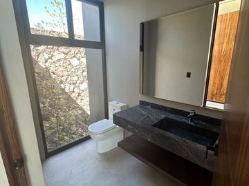 RESIDENCIA  EN EL BOSQUE  COUNTRY CLUB  CON HERMOSA VISTA