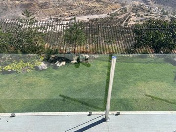 RESIDENCIA  EN EL BOSQUE  COUNTRY CLUB  CON HERMOSA VISTA