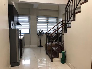 1BR Unit For Sale - Eton Parkview Greenbelt