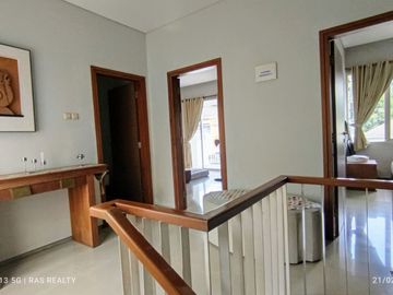 RUMAH SIAP HUNI RESORT DAGO PAKAR - BANDUNG