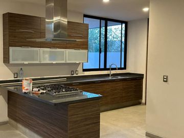 CASA EN VENTA EN CLUB DE GOLF EL MOLINO. CONDOMINIO XV
