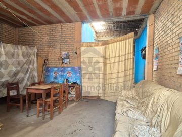 VENTA DE CASA EN LA VICTORIA DE CHICLAYO