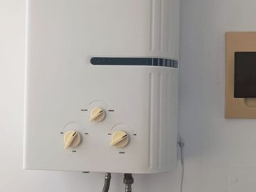 BAJO PRECIO SE VENDE LINDO DEPARTAMENTO MAS COCHERA