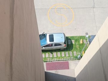 BAJO PRECIO SE VENDE LINDO DEPARTAMENTO MAS COCHERA