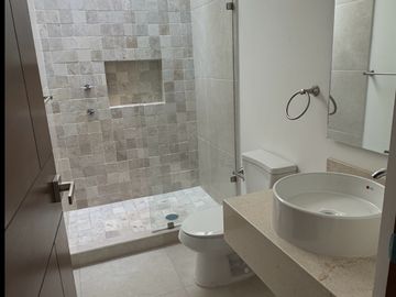 Renta Mayorazgo Arboleda  León Gto casa renta
