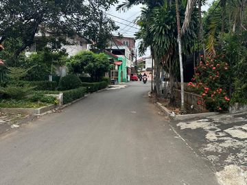 Rumah Cantik siap pakai luas 444 m2 di Kemanggisan, Jakarta Barat 15 M nego