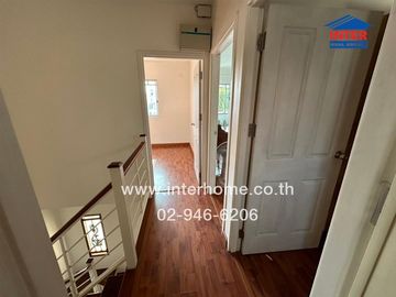 2-storey townhouse, 42.6 sq.w., Pruksa Ville Village, Pracha Uthit-Suk Sawat 78, Soi Suk Sawat 78 (Soi Choi Peng), Suk Sawat Road, Mueang Samut Prakan