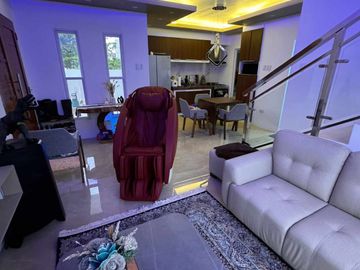 For sale: House and lot with great views of the Subic Mountains