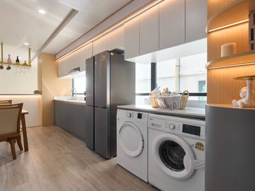 Selling a condo Luxury Style in KN Town condominium