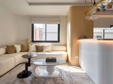 Selling a condo Luxury Style in KN Town condominium