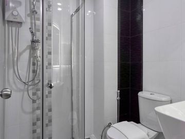 Selling a condo Luxury Style in KN Town condominium
