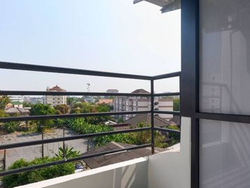 Selling a condo Luxury Style in KN Town condominium