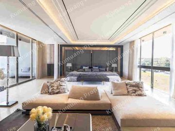 Luxury Home 5 Bedrooms in World Club Land Village, Near Makro Hang Dong, Big C Hang Dong Chiang Mai Airport