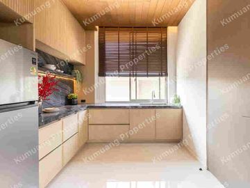 Luxury Home 5 Bedrooms in World Club Land Village, Near Makro Hang Dong, Big C Hang Dong Chiang Mai Airport