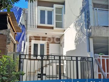 Rumah Komplek Walikota, Sukapura, Jakarta Utara